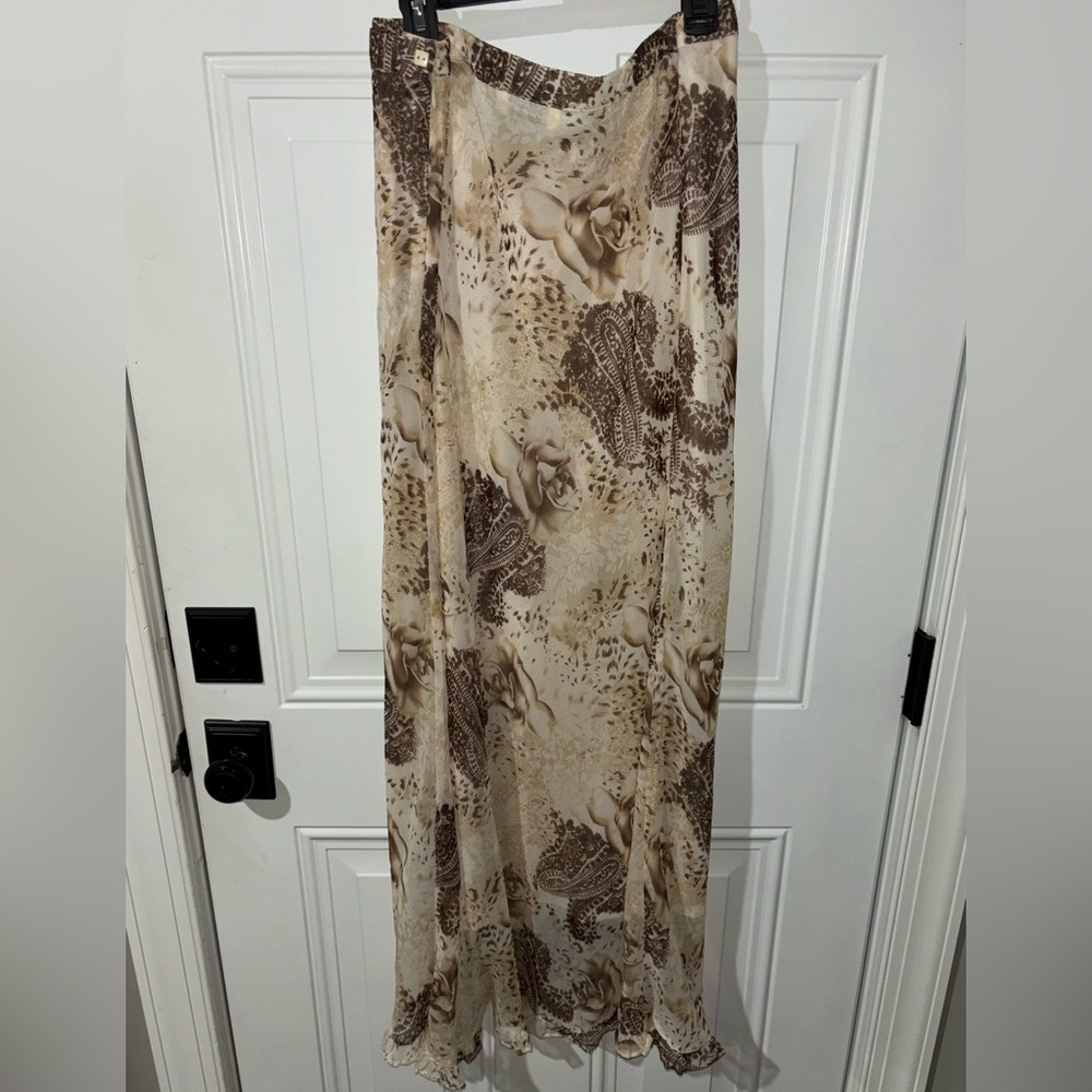 Selene Sport Women's Size 2X Lined Skirt Length 42", Ruffled Hem Very Good Cond. - Picture 2 of 4